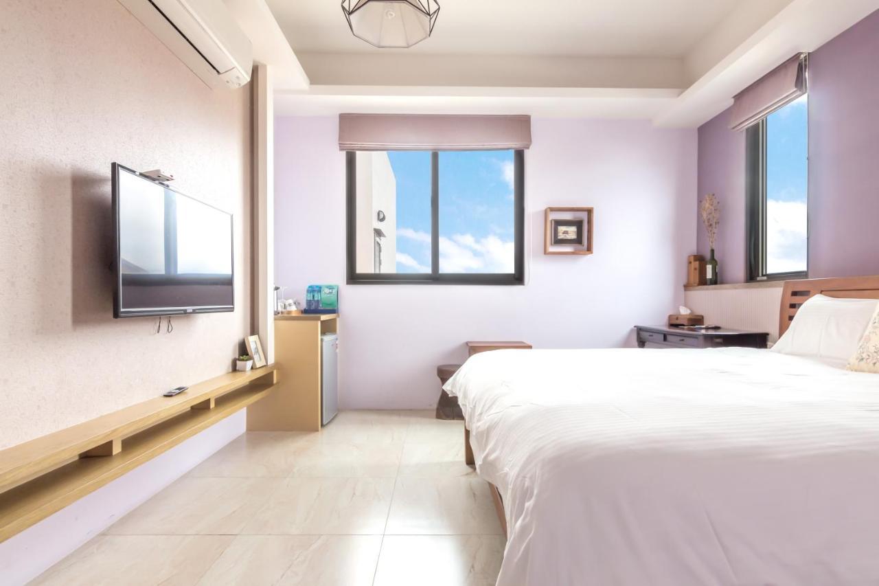 Jhongshan Building Bed And Breakfast Hualien Exterior foto