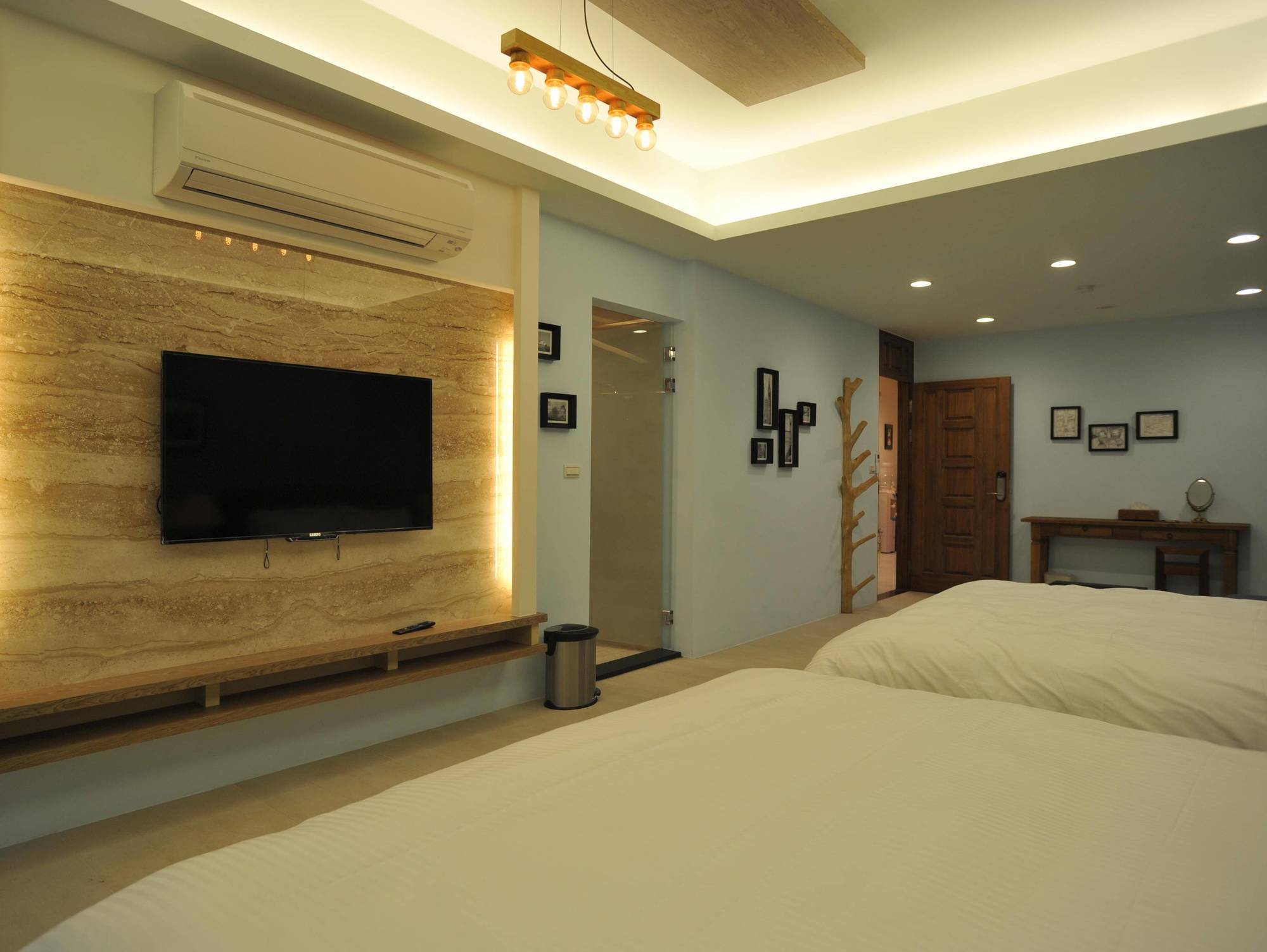 Jhongshan Building Bed And Breakfast Hualien Exterior foto