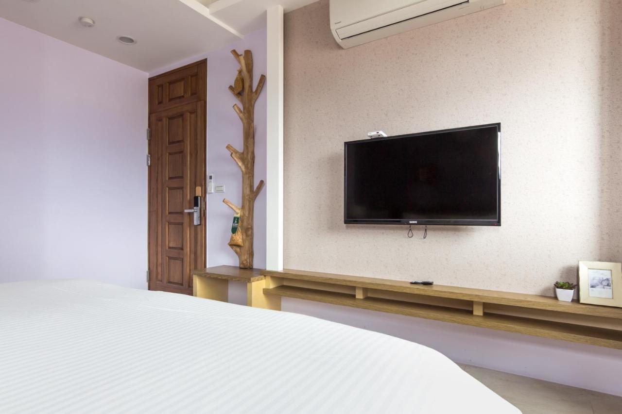 Jhongshan Building Bed And Breakfast Hualien Exterior foto